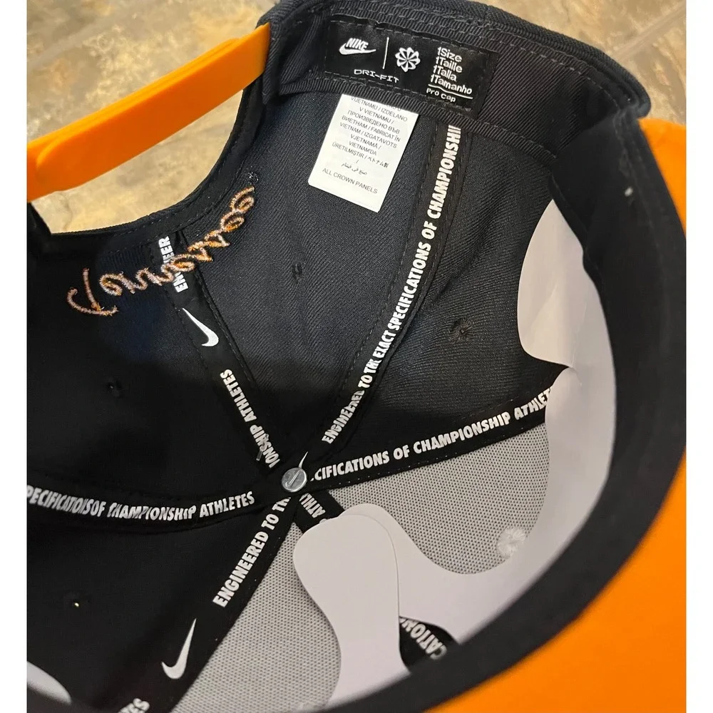 Nike Tennessee Volunteers Hat Men One Size White Black Orange New Smokey Cap